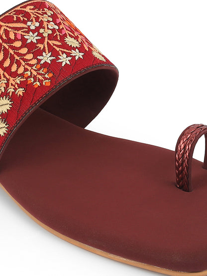 Golden Touch: Everyday Elegance Everyday Footwear