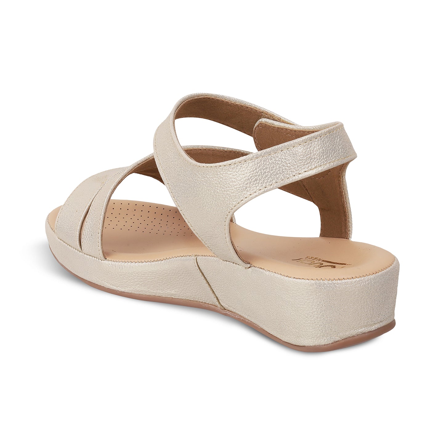 Glamorous Gold Sandals for Everyday Wear
