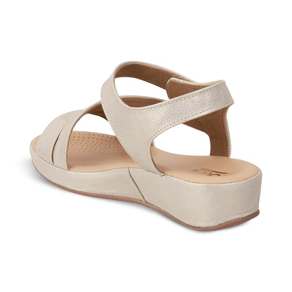 Glamorous Gold Sandals for Everyday Wear